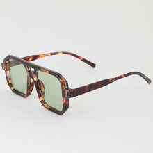 Load image into Gallery viewer, 3AM BY H&D ACCESSORIES - Tinted Block Aviator Sunglasses