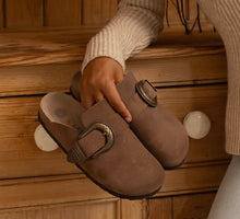 Load image into Gallery viewer, the 'clementine' clogs

