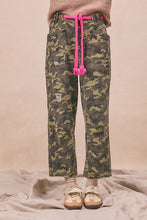 Load image into Gallery viewer, Camo Barrel Pants
