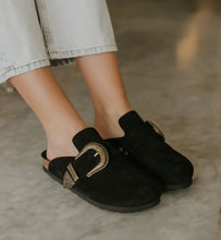 Load image into Gallery viewer, the 'clementine' clogs
