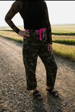 Load image into Gallery viewer, Camo Barrel Pants
