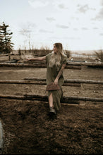 Load image into Gallery viewer, the 'harlum' dress
