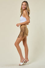Load image into Gallery viewer, the 'beth' shorts
