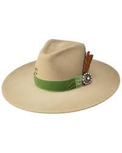 Load image into Gallery viewer, Charlie 1 Horse 'Hippie' hat
