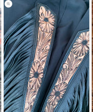 Load image into Gallery viewer, the 'vegas' blazer
