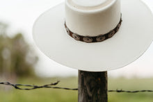 Load image into Gallery viewer, Charlie 1 Horse 'high desert wide brim straw hat'
