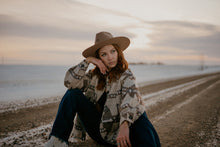 Load image into Gallery viewer, Charlie 1 Horse Lori Hat
