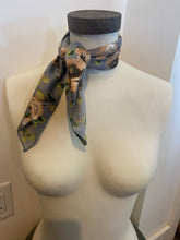 Load image into Gallery viewer, Wild Rags 18"-20"
